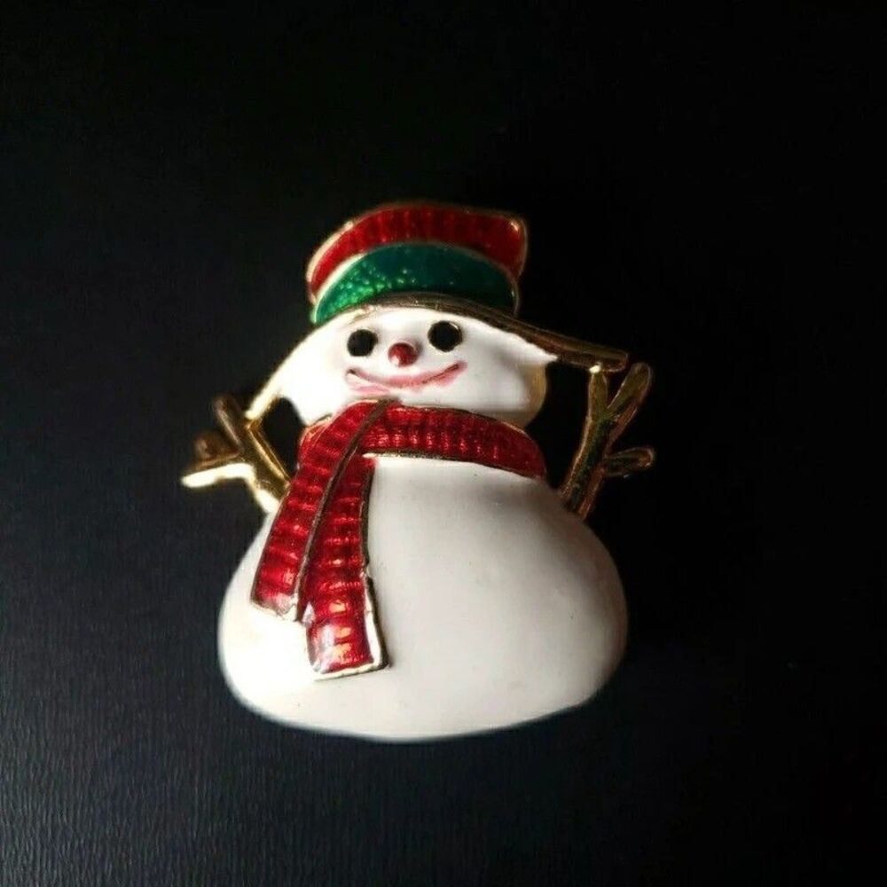 Snowman Christmas Brooch 1 3/4 inch smile black eyes